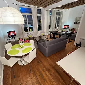 Apartment Heart Of St Germain Des Pres, Paris