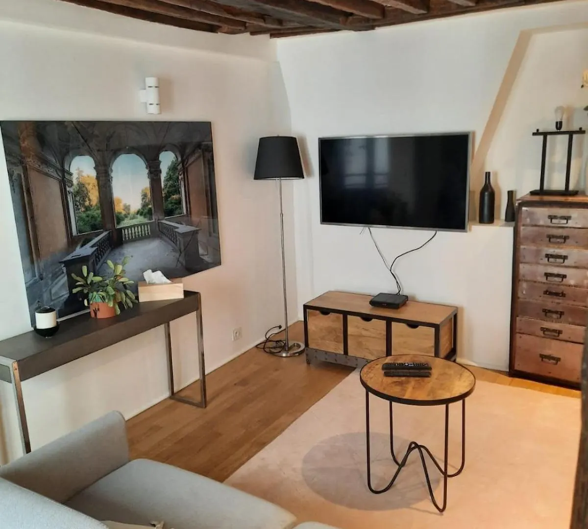Appartement Charme De L'Ancien, Refait A Neuf Paris 0*,
