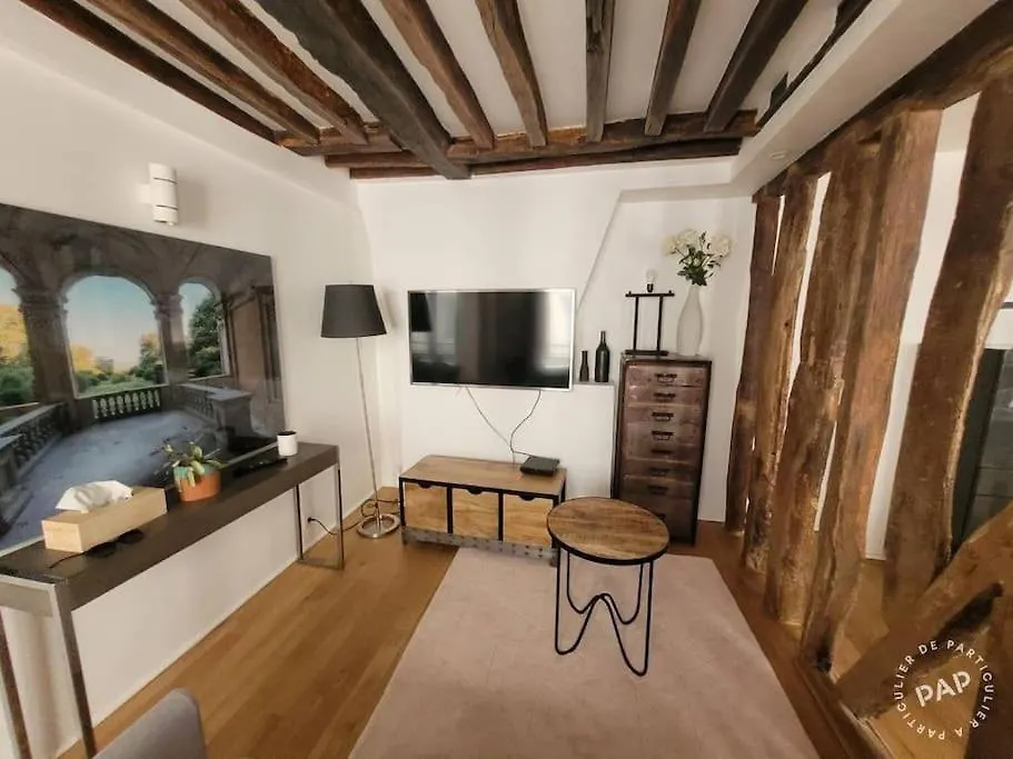 Appartement Charme De L'Ancien, Refait A Neuf Paris
